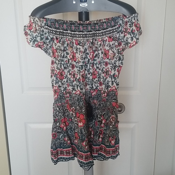 Express Folksy Floral Print Off Shoulder Romper - Picture 3 of 7